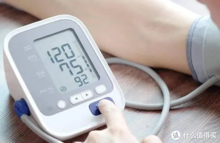 家用血压计如何选❓血压计选购看这篇‼