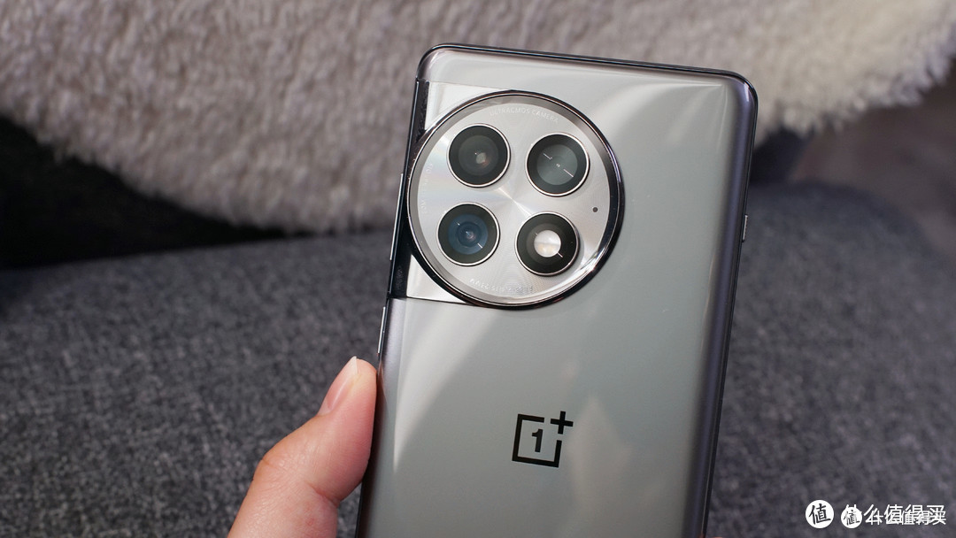 中端机这么卷?一加ace2 pro深度体验:五千字长文,详解优缺点!