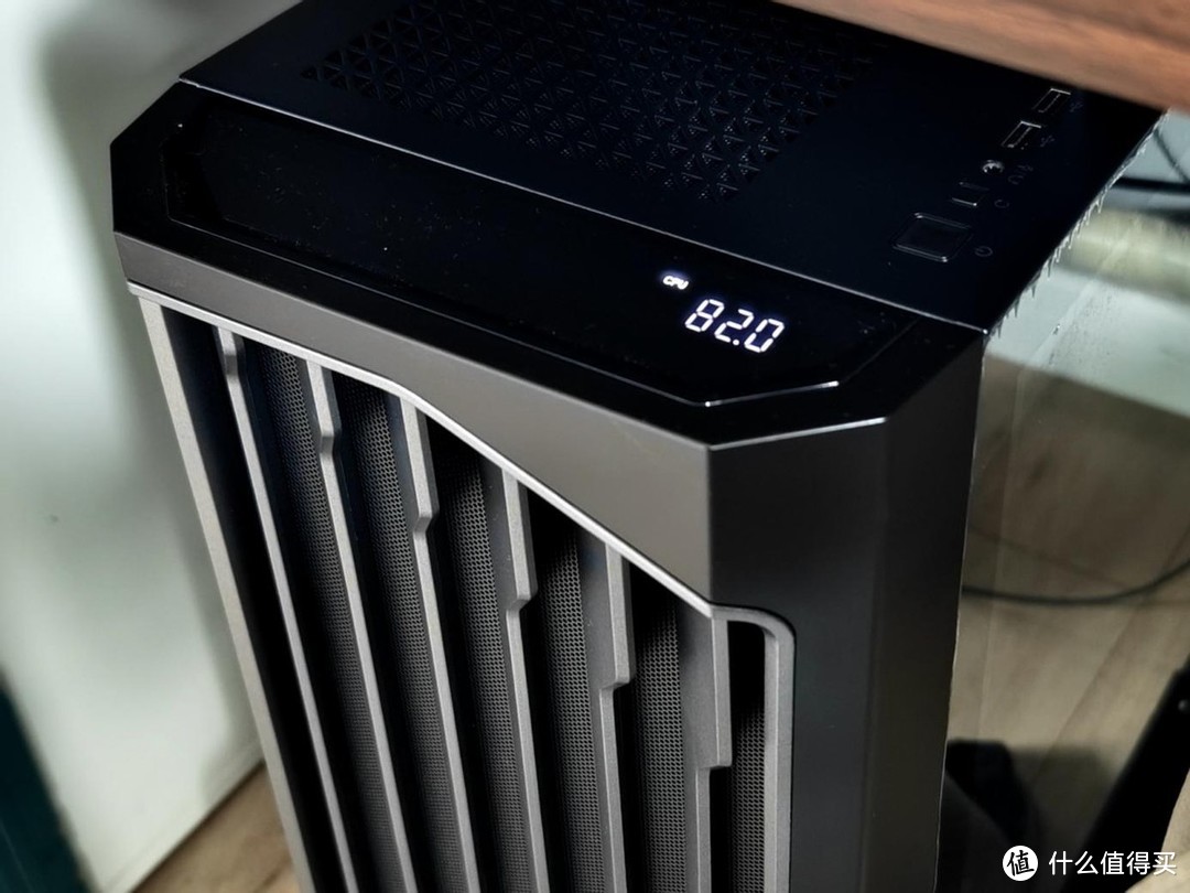 CPU风冷散热器，也能玩转数显+性能 - 九州风神大霜塔ARGB数显版