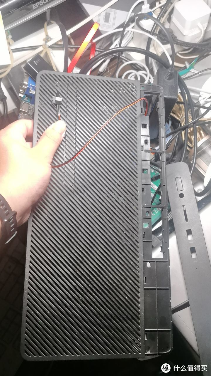 解决HP兆芯国产CPU主机前挡板不匹配挡接口问题