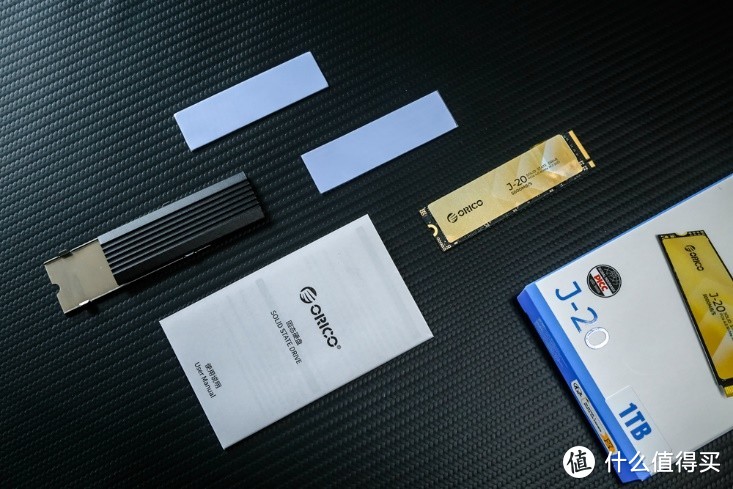 轻松搞定高速移动数据库，入手体验奥睿科J20 SSD+USB4硬盘盒，又快又稳