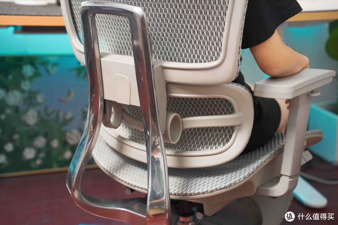 2023年了，还觉得人体工学椅是智商税么？来看看这把180天免费试坐胜一人体工学椅吧！