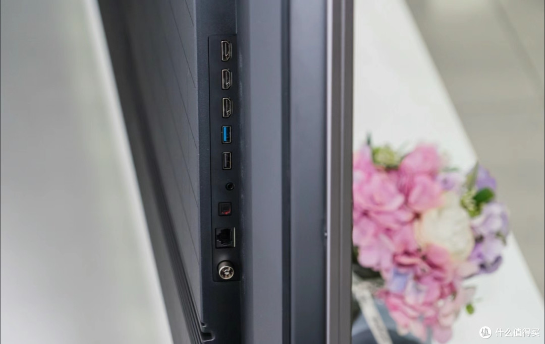 客厅3.2米距离，买85英寸电视大吗？用了大半年，说说真实感受