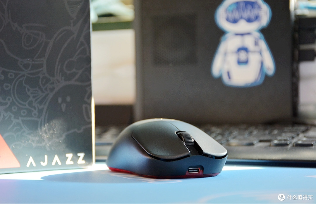 轻量化最优推荐|黑爵aj099无线双模游戏鼠标,99元白菜价新一届卷王