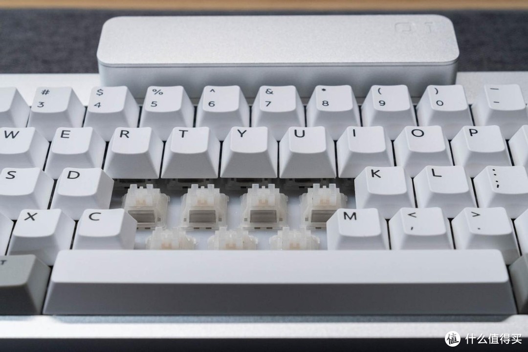 键圈新卷王，年轻人不能错过的第一把GASKET客制化键盘：IQUNIX Tilly 60
