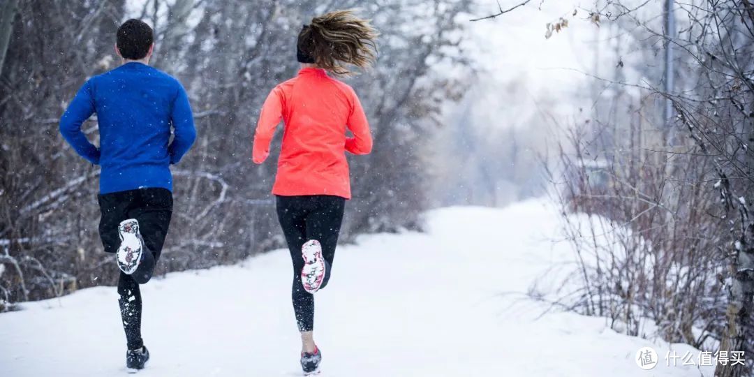 穿少了冷，穿多了重。冬季跑步、户外运动究竟该如何穿搭。最实用、最具性价比的穿搭经验分享。