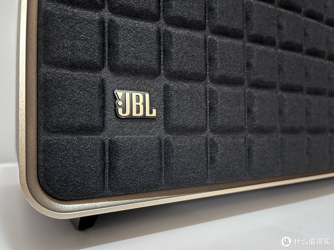 体验传奇之声的魅力 ：JBL AUTHENTICS 音乐世家 500 ~ 传承经典，声而不凡！