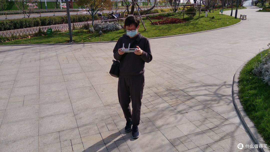 2000块！这可能是目前最划算最好用的入门4K无人机