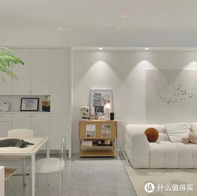重庆一对小夫妻，给自己布置的新房只有78㎡，把空间利用到极致