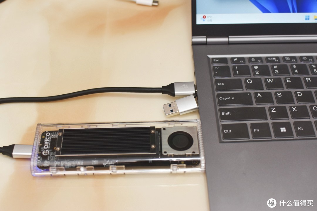 ORICO J20 SSD+USB4硬盘盒套装：打造你的极速移动数据库，双11抢购体验速度与稳定的完美组合