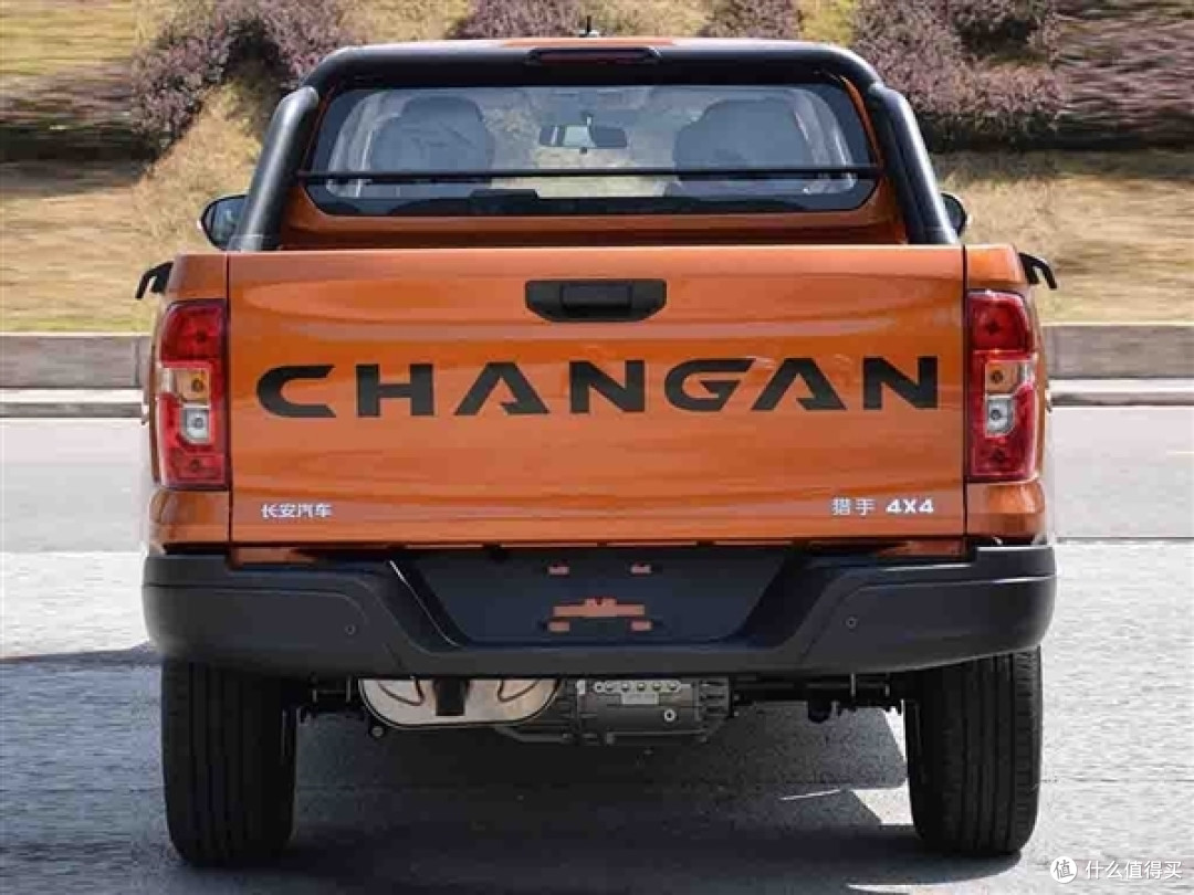 值友说车篇五国内首款增程混动皮卡长安猎手即将亮相uni系列同款设计