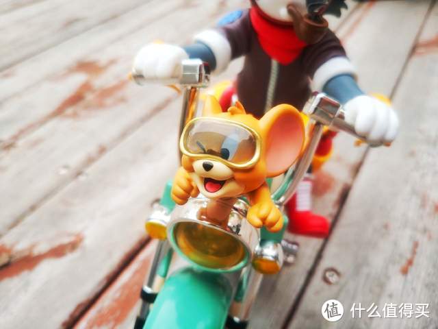 把玩经典：【52TOYS】TOM and JERRY猫和老鼠复古机车潮玩手办