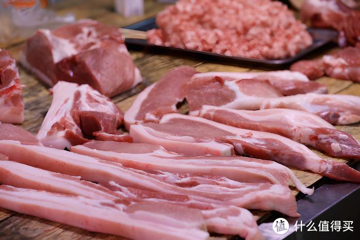 猪肉价格“大降超40%”：市场供求调整，行业挑战与机遇并存