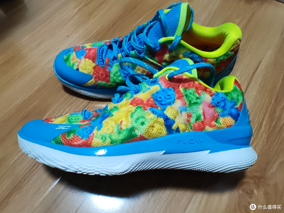 篮球鞋篇二小t有关于库里球鞋硬不硬的传说curry1lowflotro