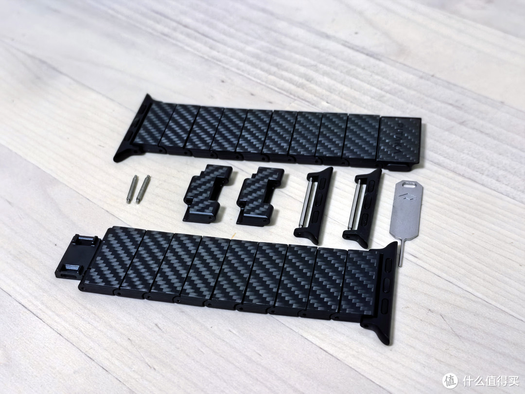 Apple Watch Ultra和碳纤维更配，PITAKA碳纤维表带+凯夫拉表壳