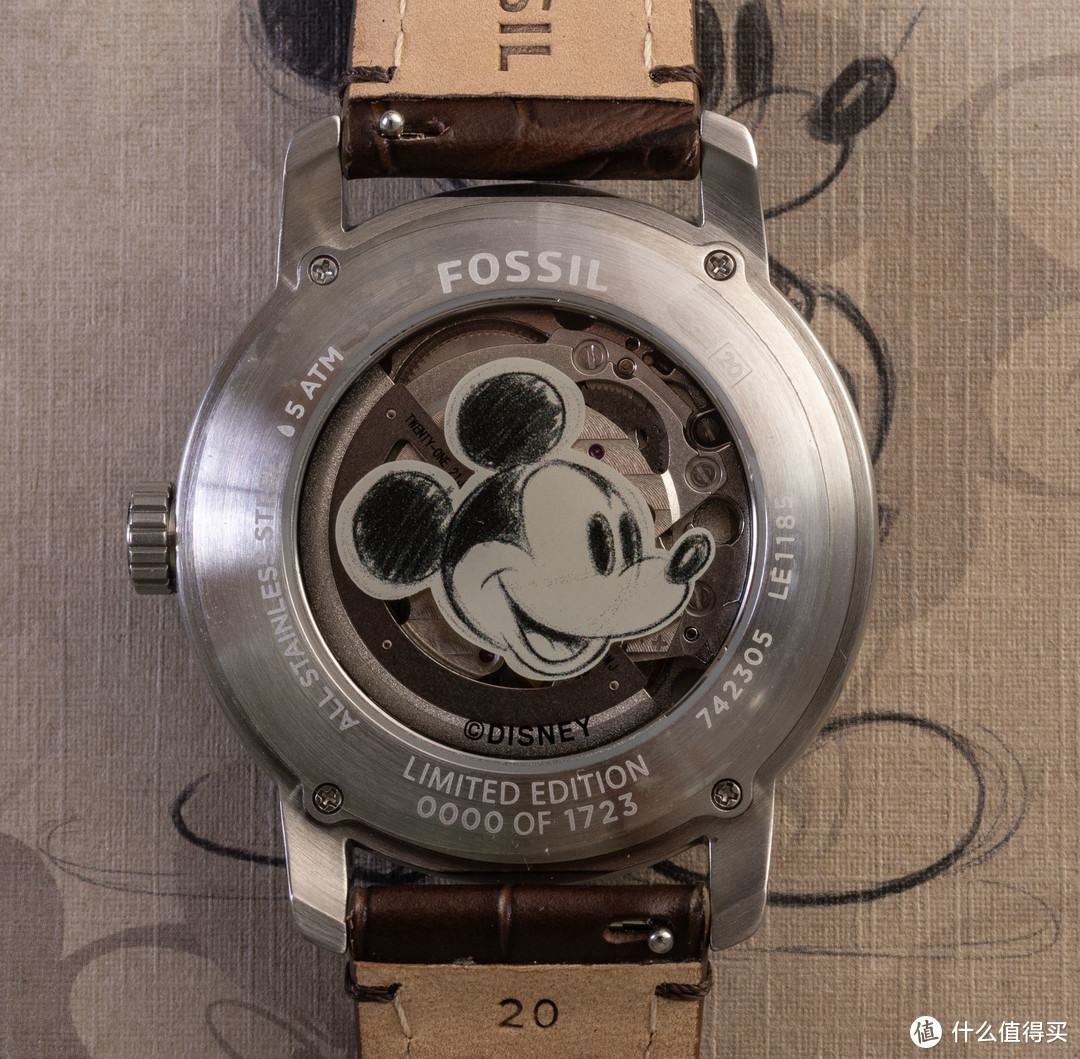 迪士尼爱好者狂喜，手稿版米老鼠腕表