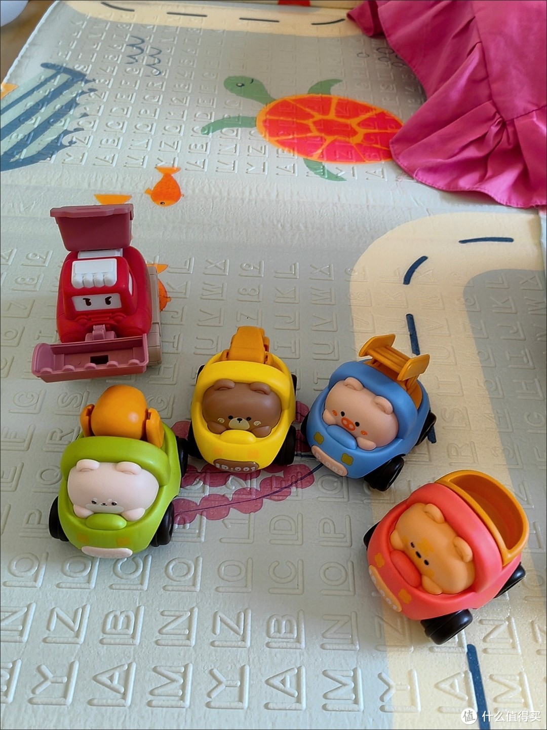 新款高颜值动物主题惯性车：卡通可爱宝宝益智玩具滑行小汽车，孩子的最爱