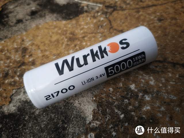 强大便携：Wurkkos TD04