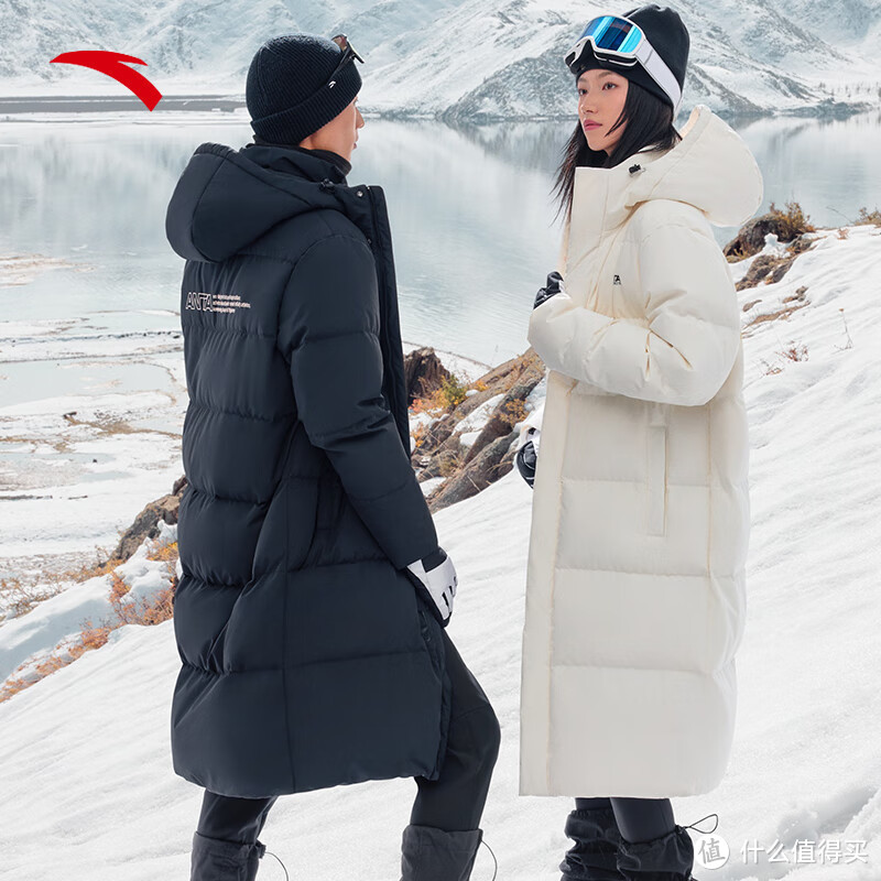 超能抵御严寒的“安踏雪壳长款羽绒服”，让你纵享冰雪世界的乐趣