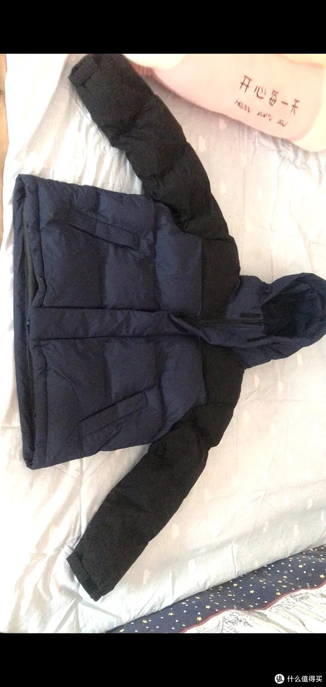 棉衣外套拼色设计，棉花填充保暖防寒，防泼溅面料为您保驾护航