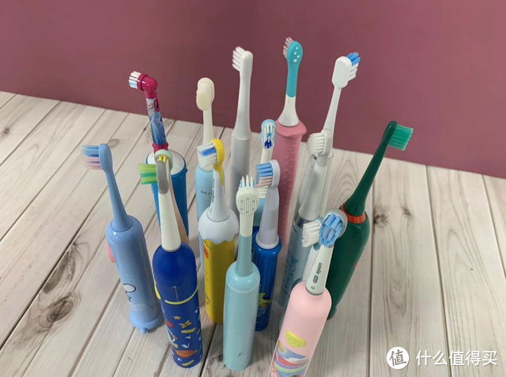 孩子多少岁可以用电动牙刷？严防三大危害副作用！
