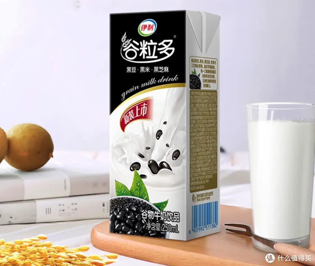 伊利谷粒多 黑谷牛奶饮品——天然黑色谷物，健康饮品选择