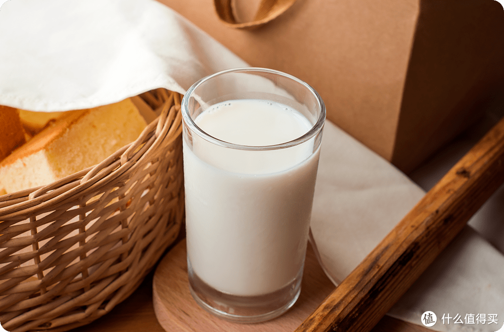 喝牛奶有“8个误区”，别再犯了！把营养都浪费了~