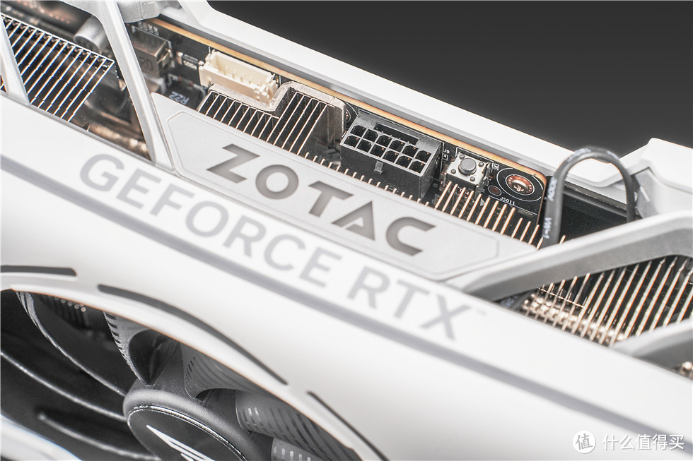 索泰ZOTAC GeForce RTX 4090 -24GB PGF OC显卡分享
