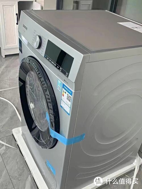 滚筒洗衣机清洗技巧：如何保持洗衣机清洁和卫生