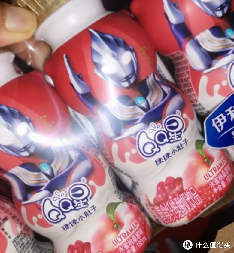 QQ星伊利揉揉小肚子乳酸菌180ml*16盒/箱水蜜桃桑葚味酸奶 礼盒装