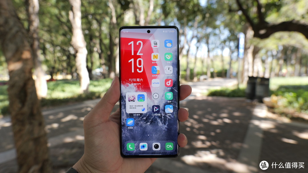 iQOO 12 Pro:又一款iQOO数字系列旗舰，水桶机？影像体验好吗？浅聊「我觉得」背后的意义