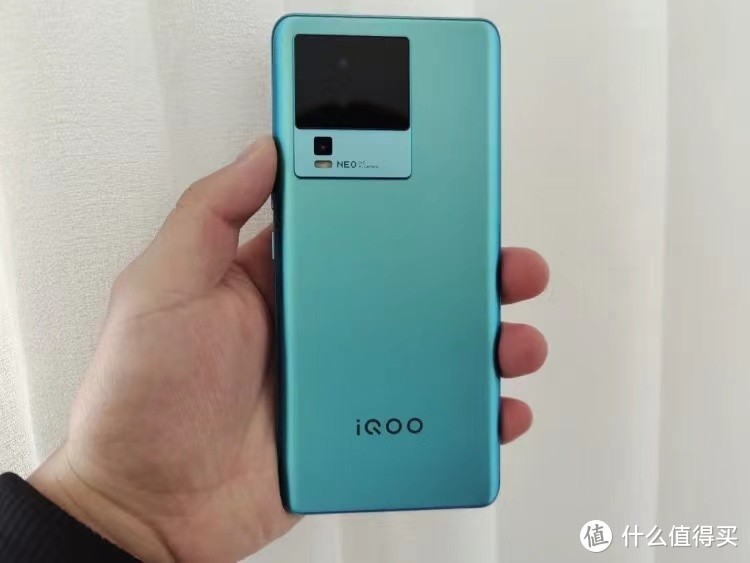 120W闪充+台积电4nm+5000mAh，12GB+256GB旗舰跌至1382元