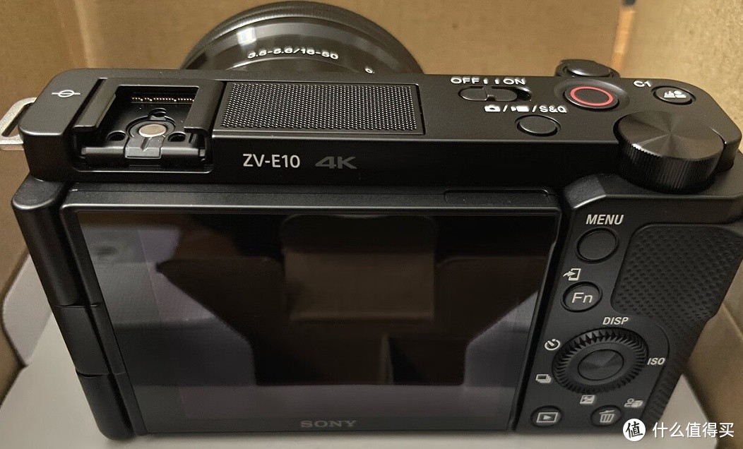 为Vlog而生的相机：索尼Vlog微单ZV-E10