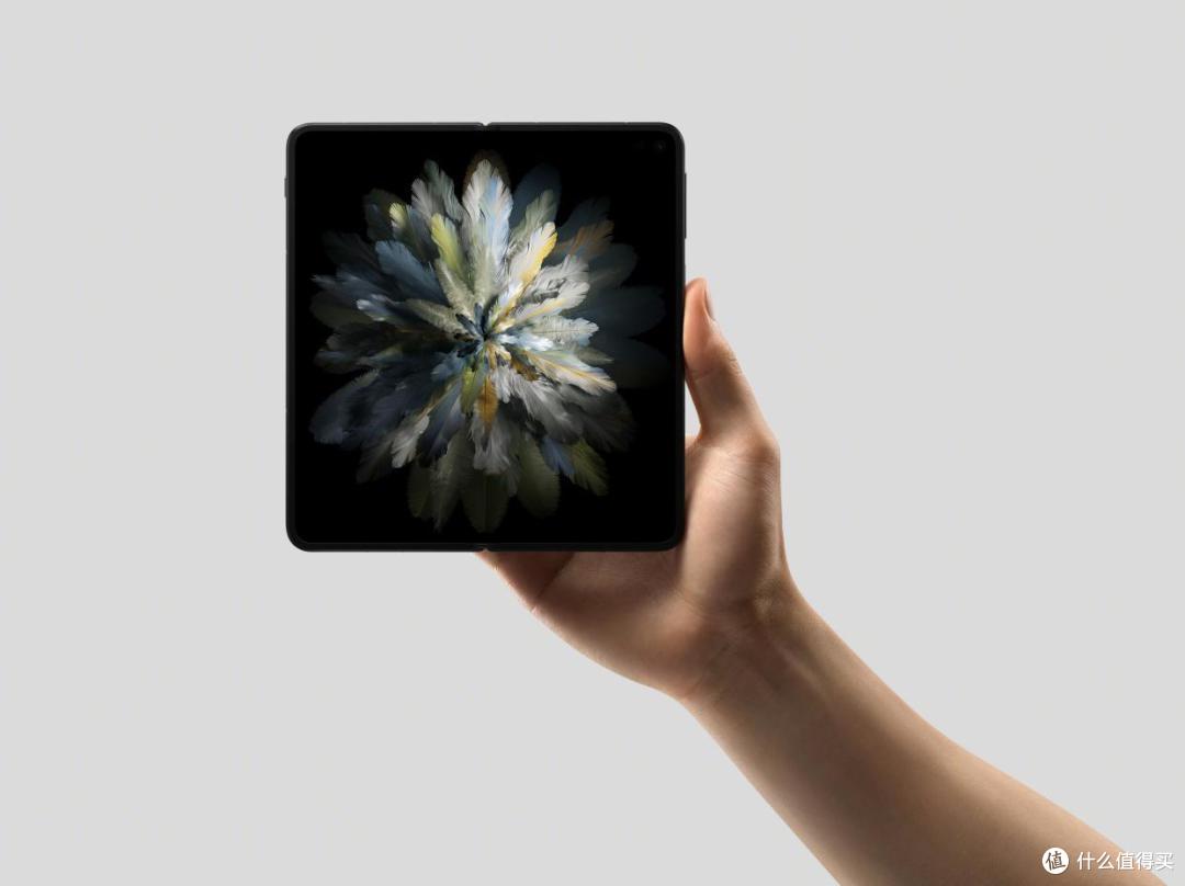 折叠手机哪个牌子好？折叠手机排行榜前十名中：这一款口碑公认！