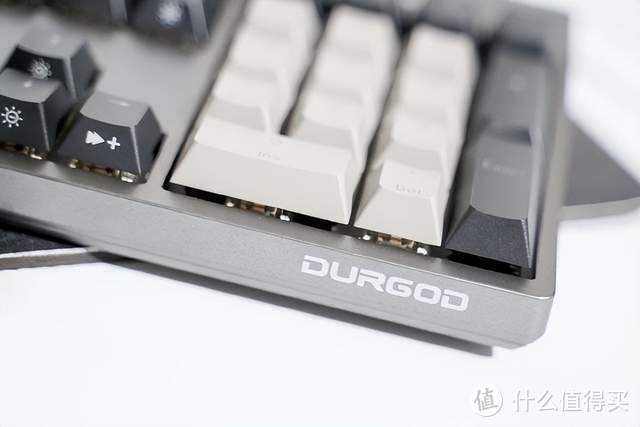 DURGOD杜伽K310深空灰白光限定版樱桃红轴机械键盘，一键打造不一样的体验！
