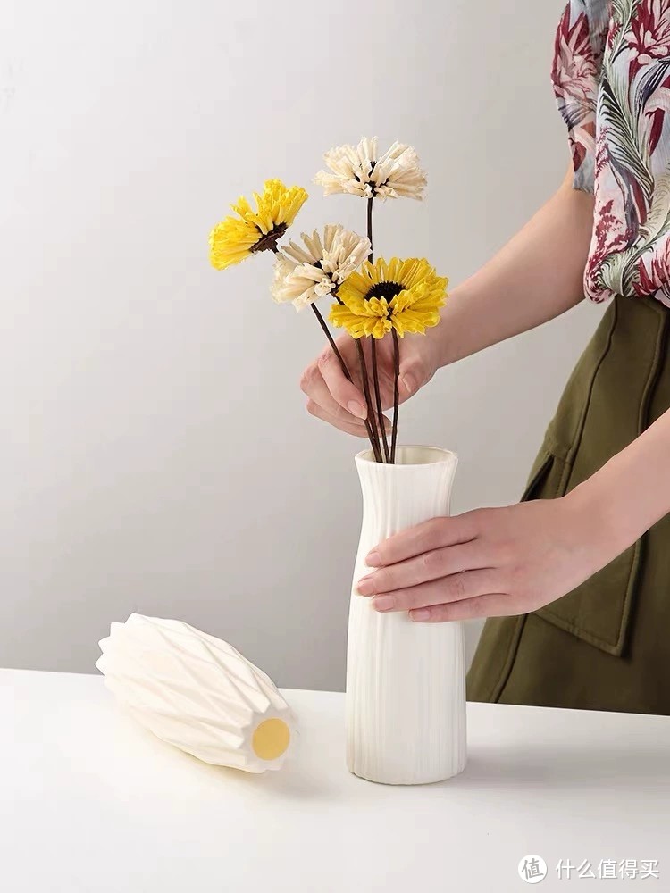 花瓶选购技巧分享：如何选购高质量的花瓶？