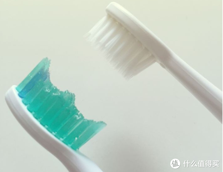用电动牙刷对牙齿有伤害吗？总结三大缺点套路！