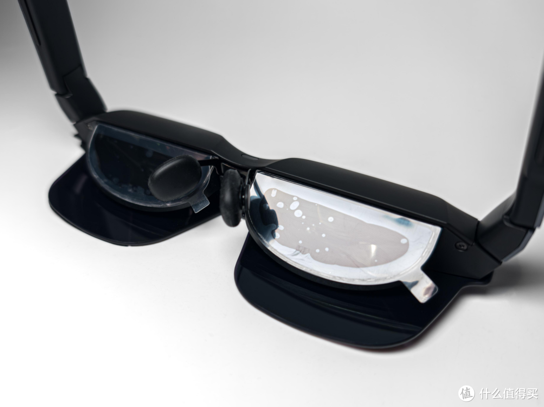 雷鸟Air 2：AR眼镜入坑初体验，超越VR的轻盈魅力