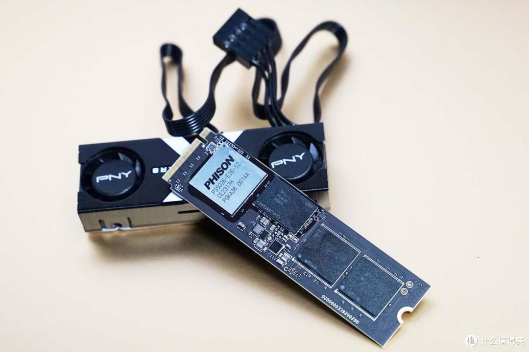 吓人！实测pcie5.0速度12000MB/s！目瞪口呆的PNY CS3150 GEN5评测！