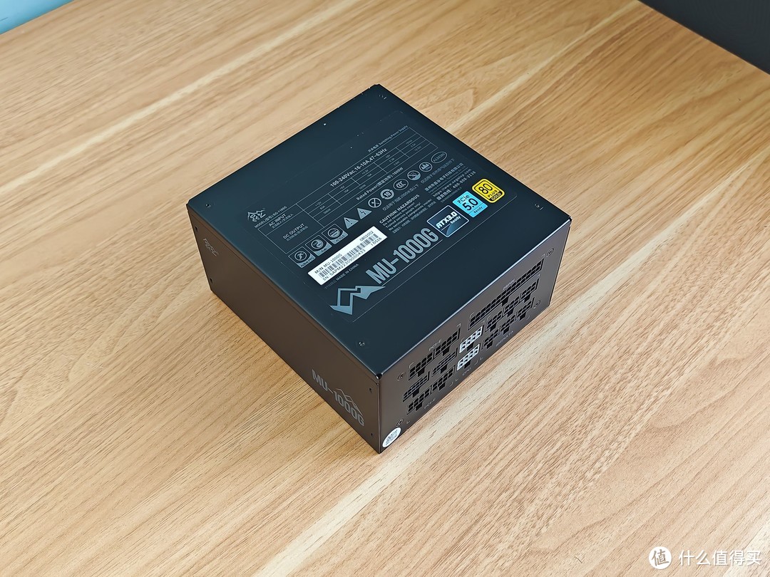 让14代CPU性能全开，首发评测，微星新品主板MPG Z790 CARBON MAX WIFI