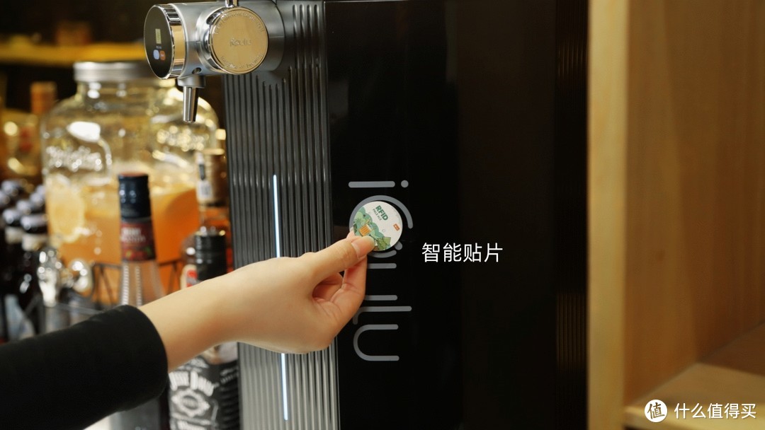 爱咕噜F1智能胶囊啤酒酿造机——专属您的啤酒酿造师！