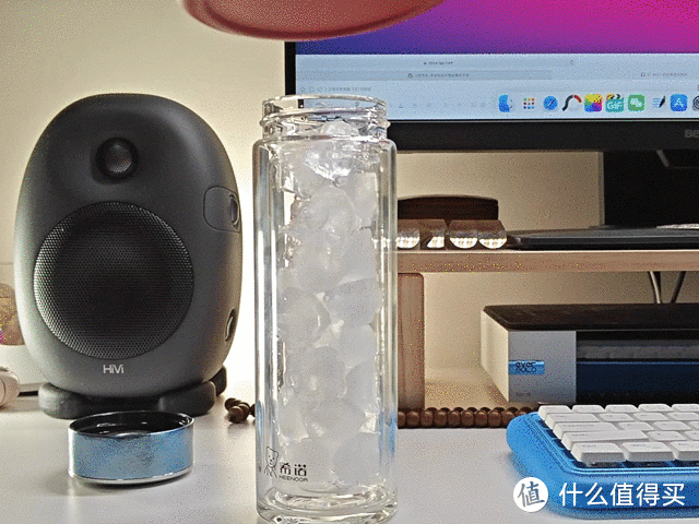 纯钛杯盖高透双层隔热设计：希诺双层抗菌玻璃杯分享