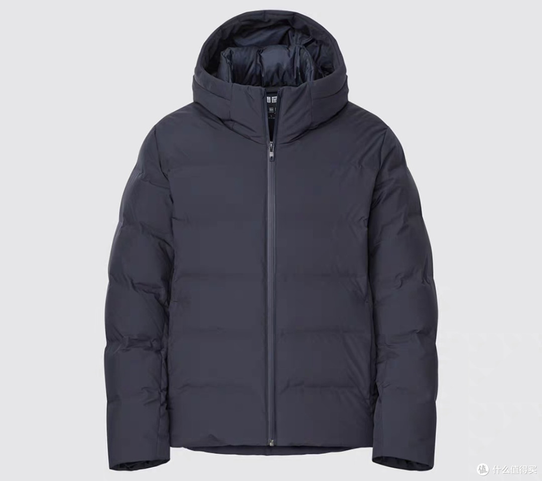 179元的adidas阿迪达斯棉服长款,399元的优衣库无缝羽绒连帽冠军