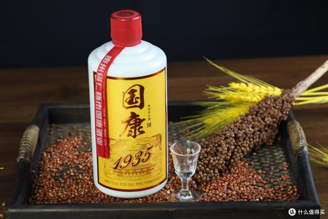 原材料采用的优质小麦等粮食原料酿造而成.