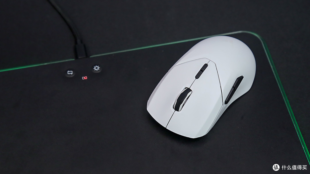 小尺寸,更舒适:雷柏vt9pro mini双模无线游戏鼠标评测