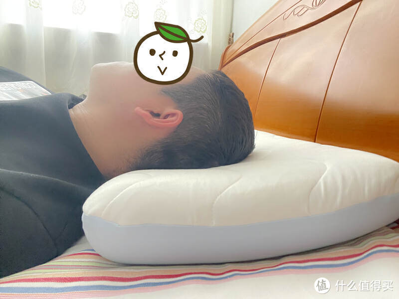 枕头中的两面派，0压易入睡，8H双感深睡护颈记忆枕体验
