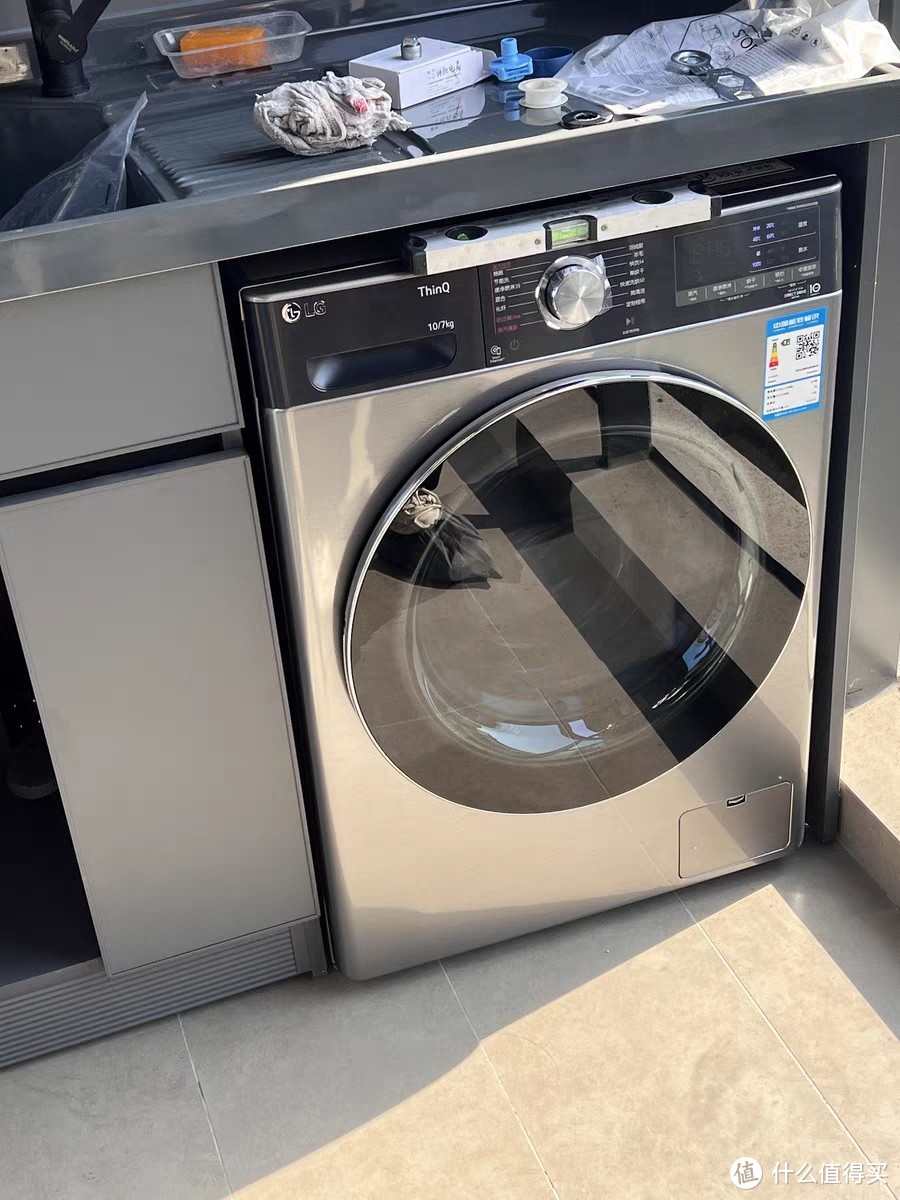 LG洗衣机：高效洗涤，轻松生活的得力助手