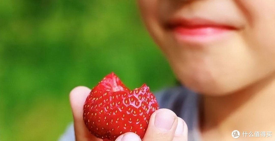 孕妇可以吃草莓吗？草莓再好，孕妈吃草莓也请注意2点,不然别吃