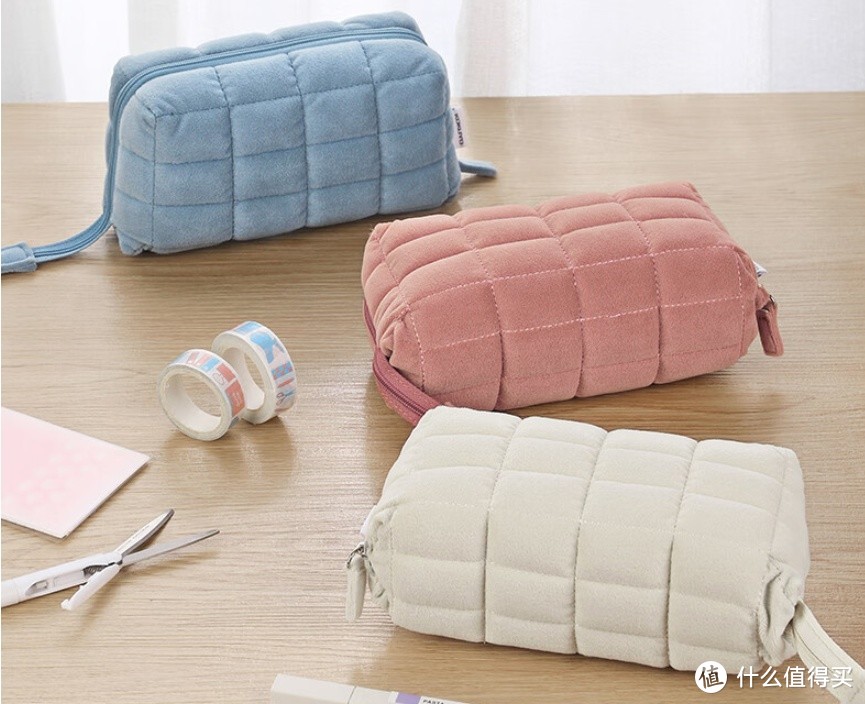 国誉（KOKUYO）枕枕包，可当垫枕的多功能文具袋