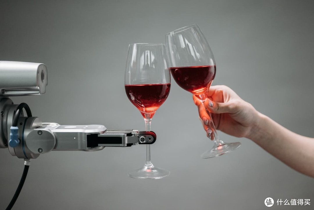 葡萄酒里的AI，到底有啥新花样？